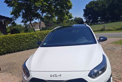 Kia ceed Sportswagon 28.500 km 25.000 € Bremerhaven 27574