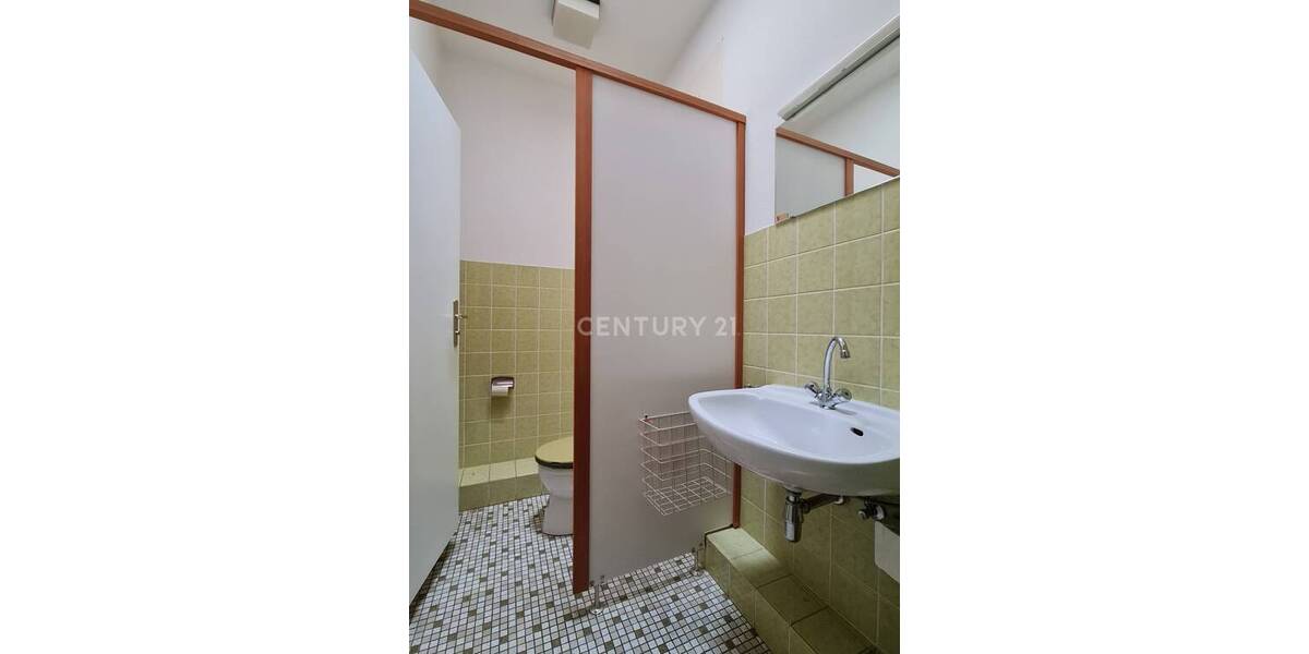 Gewerbeobjekt Nordenham Einswarden - 6 Zimmer, 165 m&sup2;, 139.500&euro; | Angebot:23967092