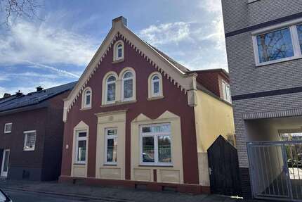 Haus Bremerhaven - 6 Zimmer, 151 m&sup2;, 162.000&euro; | Angebot:25704042