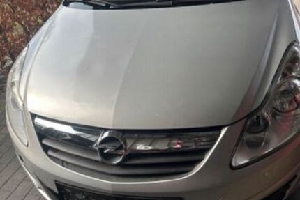 Opel Corsa 135.000 km 1.500 &euro; Schiffdorf-spaden 27619