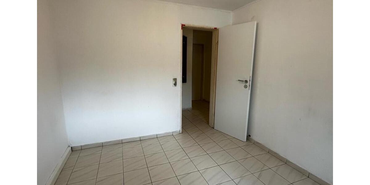 Dachgeschoßwohnung Bremerhaven Mitte - 4 Zimmer, 94 m&sup2;, 129.000&euro; | Angebot:26588513