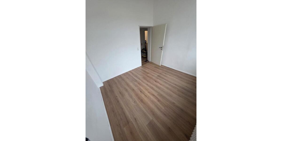 Erdgeschoßwohnung Bremerhaven - 3 Zimmer, 45 m&sup2;, 450&euro; | Angebot:26247835