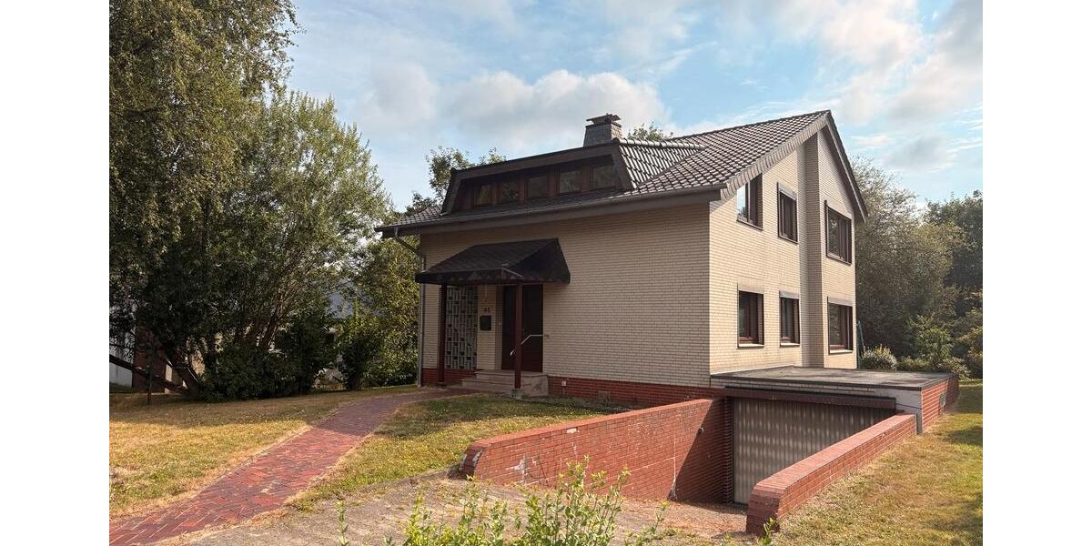Mehrfamilienhaus, Wohnhaus Geestland Bad Bederkesa - 8 Zimmer, 140 m&sup2;, 310.000&euro; | Angebot:27230228