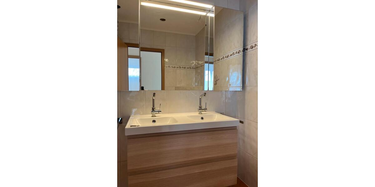 Etagenwohnung Loxstedt - 4 Zimmer, 106 m&sup2;, 800&euro; | Angebot:26412425