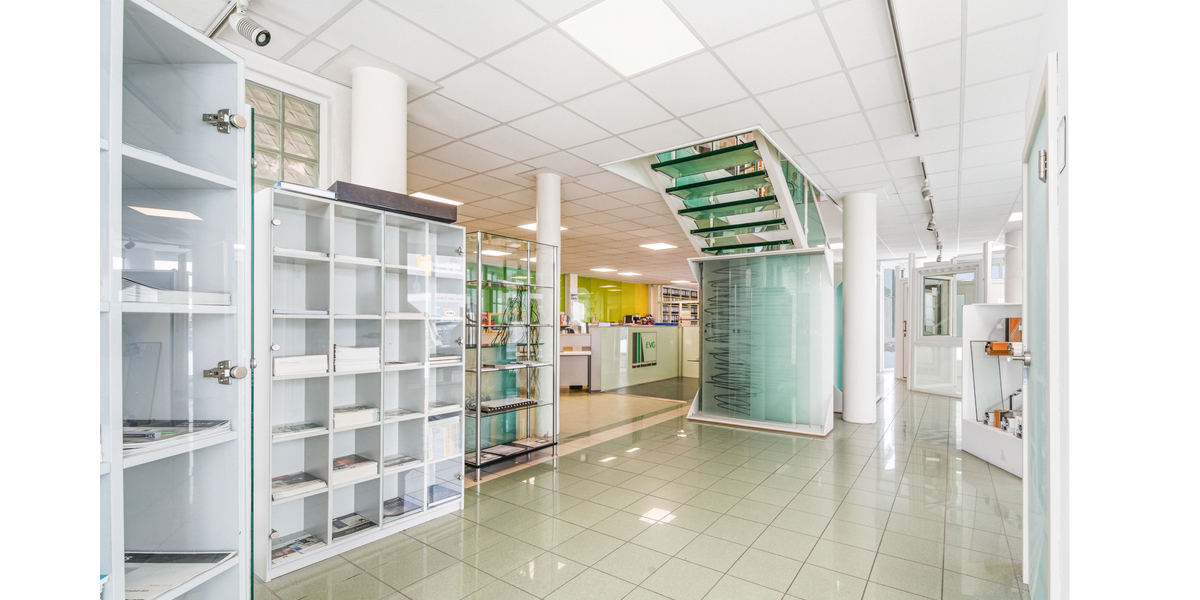 Büro, Whg., 7.222 m² Grdst., Bremerhaven-Lehe, Gew.-Imm. 3.565 m² + 820 m² Mezzanin - Gewerbeobjekt Bremerhaven | Angebot:27225061