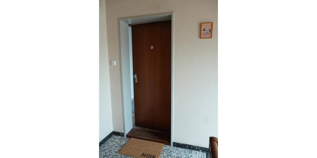 Etagenwohnung Bremerhaven Lehe - 2 Zimmer, 70 m&sup2;, 500&euro; | Angebot:26403158