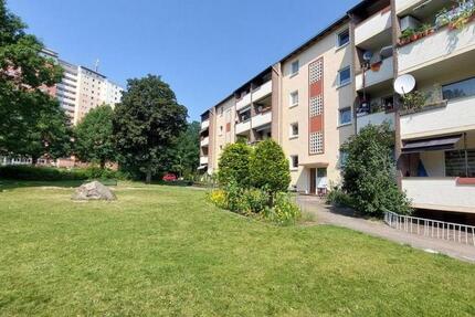 3-Zimmer-Wohnung in Bremen-Nord: renoviert! Mit Balkon!
