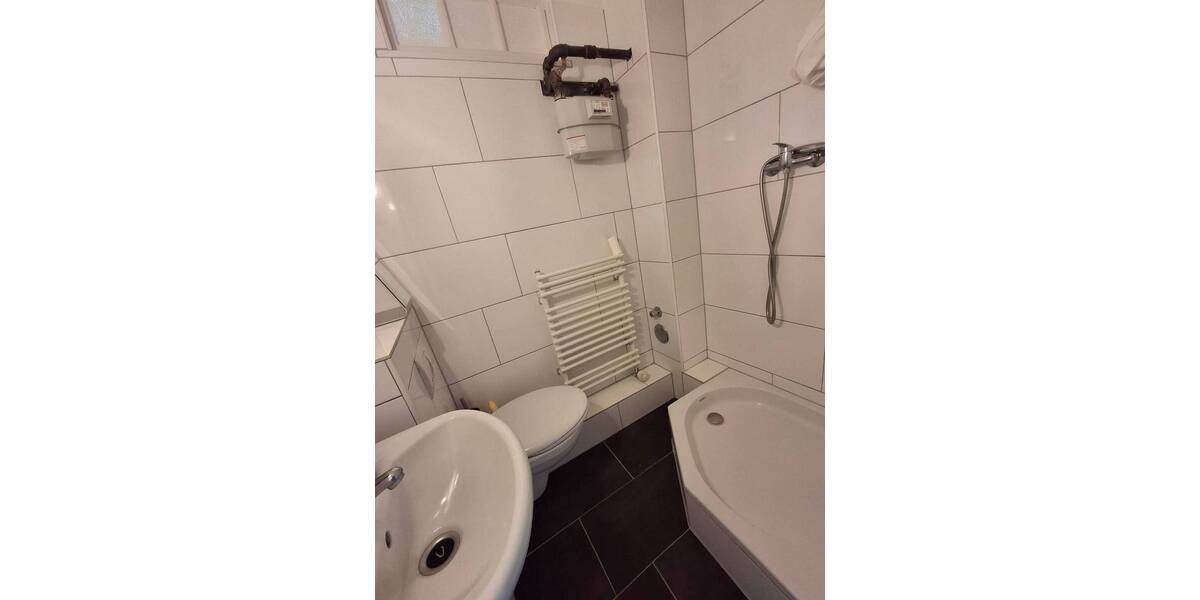 Etagenwohnung Bremerhaven Geestemünde - 2 Zimmer, 40 m&sup2;, 410&euro; | Angebot:26702881