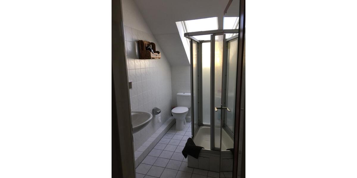 Dachgeschoßwohnung Bremerhaven Geestemünde - 2 Zimmer, 60 m&sup2;, 650&euro; | Angebot:26700425