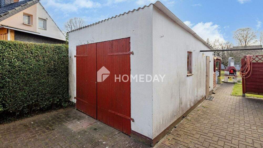 Gemütliche Doppelhaushälfte mit Potenzial - Ihr neues Zuhause wartet! | Bremerhaven Surheide 3 zimmer