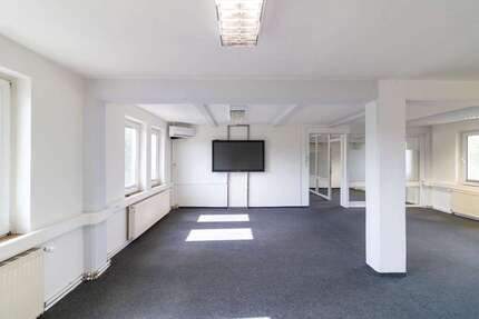Büro in Korschenbroich 1.200 € 150 m²