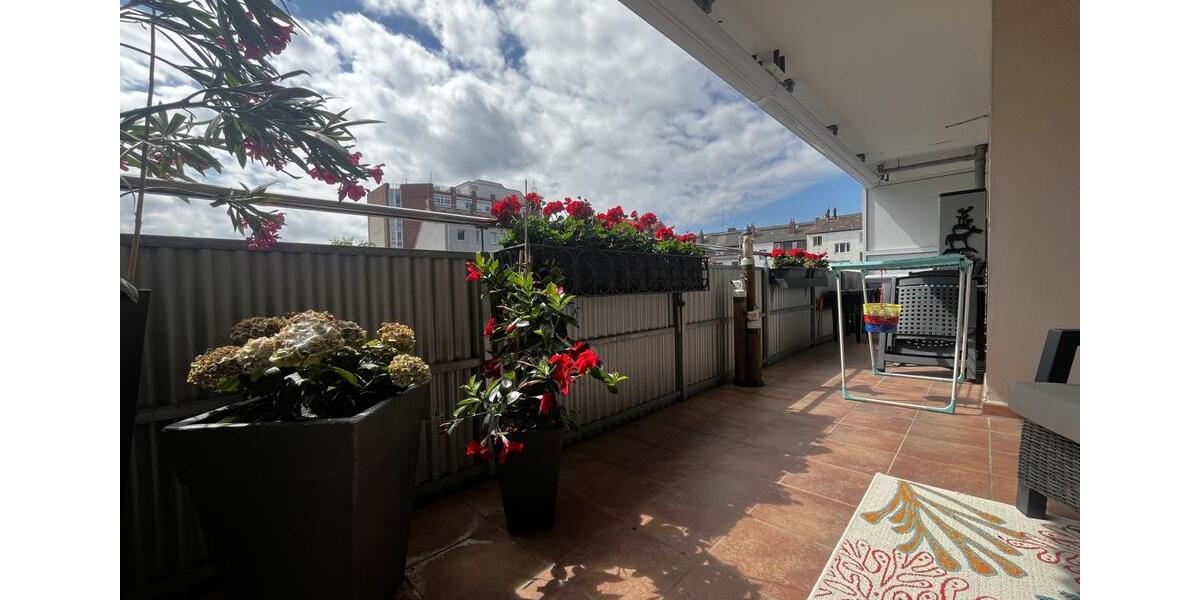 Etagenwohnung Bremerhaven Mitte - 3 Zimmer, 98 m&sup2;, 1.046&euro; | Angebot:21479708