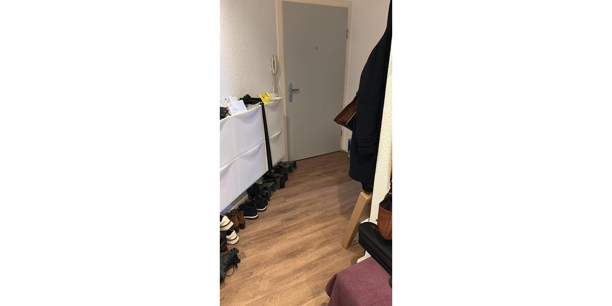 Etagenwohnung Bremerhaven Geestemünde - 4 Zimmer, 94 m&sup2;, 752&euro; | Angebot:24829212