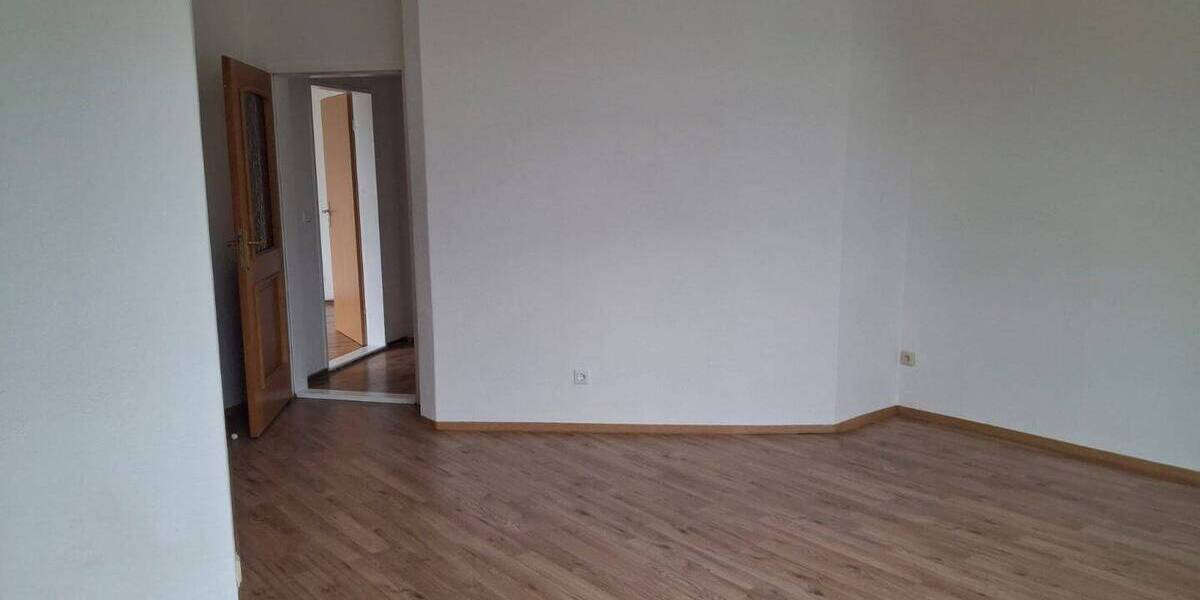 Etagenwohnung Bremerhaven Mitte - 3 Zimmer, 86 m&sup2;, 550&euro; | Angebot:26568855