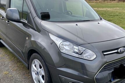 Ford Tourneo Connect 138.726 km 7.599 &euro; Hagen im Bremischen 27628
