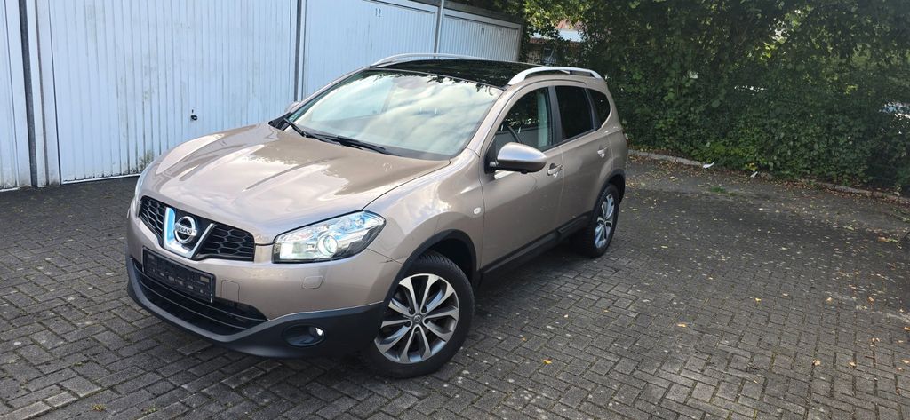 Nissan Qashqai 153.000 km 7.890 € Wilhelmshaven 26382