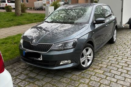 Skoda Fabia 52.043 km 10.500 &euro; Bremerhaven 27580