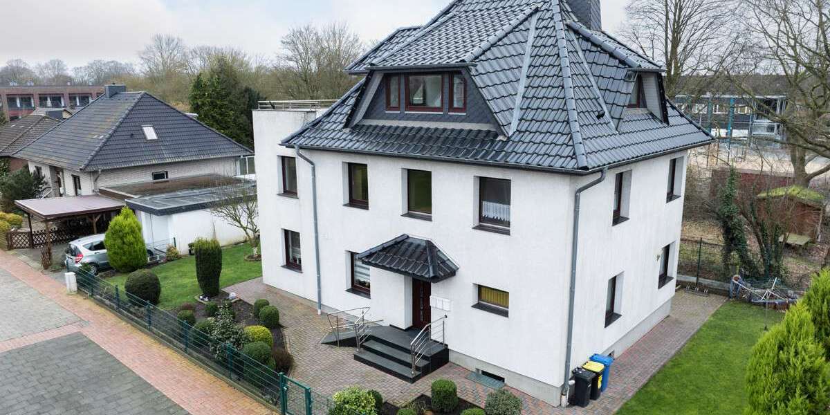 Einfamilienhaus Bremerhaven / Geestemünde Geestemünde - 8 Zimmer, 244 m&sup2;, 487.000&euro; | Angebot:19443067
