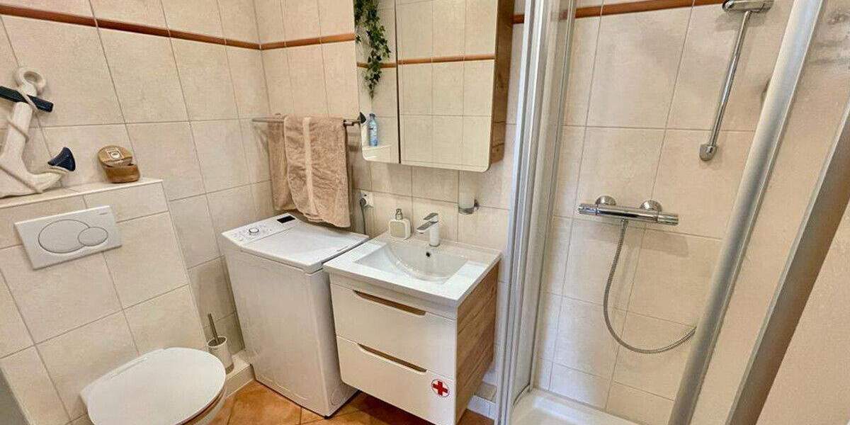 Etagenwohnung Bremerhaven Mitte - 2 Zimmer, 56 m&sup2;, 75.000&euro; | Angebot:25676338