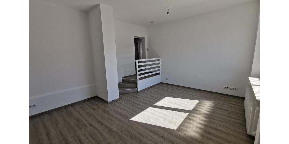 Hochparterre Bremerhaven Mitte - 1 Zimmer, 46 m&sup2;, 330&euro; | Angebot:26295568
