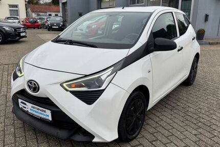 Toyota Aygo (X) 147.000 km 5.950 &euro; Nordenham 26954