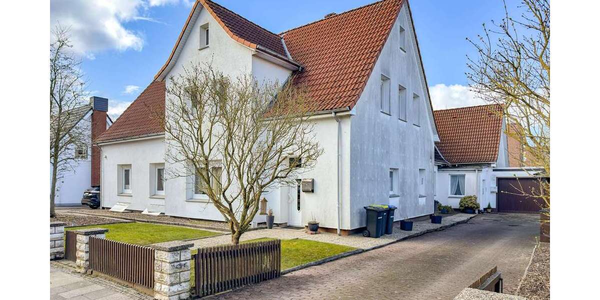 Etagenwohnung Bremerhaven Schiffdorferdamm - 4 Zimmer, 90 m&sup2;, 119.000&euro; | Angebot:26075024