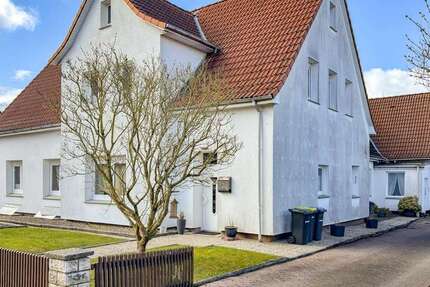 Wohnung Bremerhaven Schiffdorferdamm - 4 Zimmer, 90 m&sup2;, 110.000&euro; | Angebot:26075024