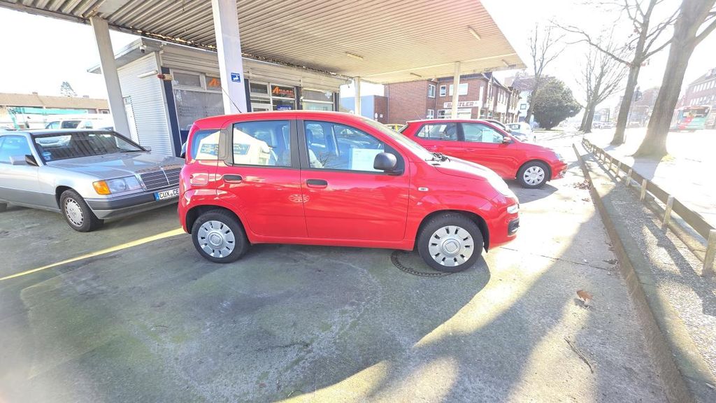 Fiat Panda 68.701 km 8.998 &euro; Bremerhaven 27572