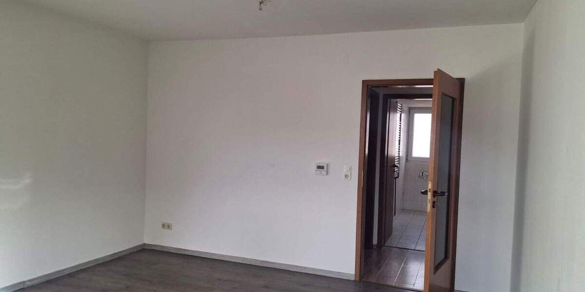Etagenwohnung Bremerhaven Geestemünde - 3 Zimmer, 63 m&sup2;, 500&euro; | Angebot:23462437
