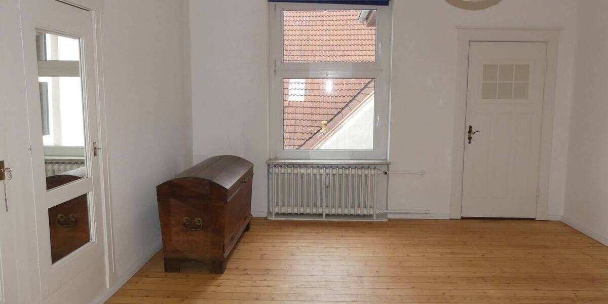 Etagenwohnung Ovelgönne - 4 Zimmer, 120 m&sup2;, 650&euro; | Angebot:25696273