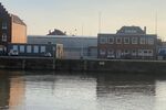 Provisionsfrei* Gewerbehof - 2 Bürogebäude, 240 m² Lager & 13 Garagen direkt am Wasser - Gewerbeobjekt Bremerhaven Fischereihafen (Stadtteil) | Angebot:24480932