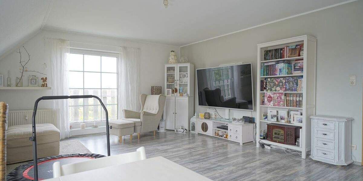 Etagenwohnung Geestland Langen - 4 Zimmer, 95 m&sup2;, 149.000&euro; | Angebot:25730361
