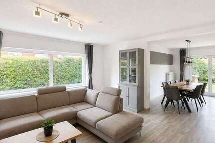 Haus Varel Langendamm - 4 Zimmer, 121 m&sup2;, 1.200&euro; | Angebot:26489798