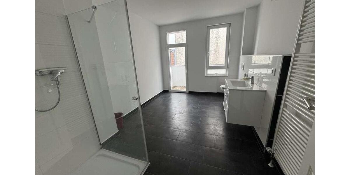 Etagenwohnung Bremerhaven Mitte - 2 Zimmer, 76 m&sup2;, 780&euro; | Angebot:26687892