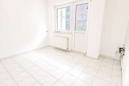 Wohnung Bremerhaven Mitte - 2 Zimmer, 49 m&sup2;, 450&euro; | Angebot:27275446