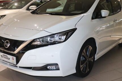Nissan Leaf 25.437 km 15.990 € Wilhelmshaven 26389