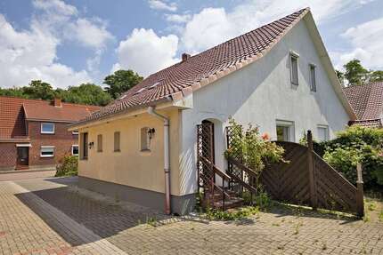 Haus zum Kaufen in Bremerhaven 117.000 € 90 m² 5 zimmer