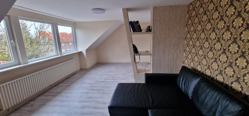 Dachgeschoßwohnung Wilhelmshaven Heppens - 3 Zimmer, 75 m&sup2;, 62.000&euro; | Angebot:26581810