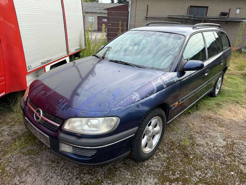 Opel Omega 98.165 km 500 € Beverstedt 27616