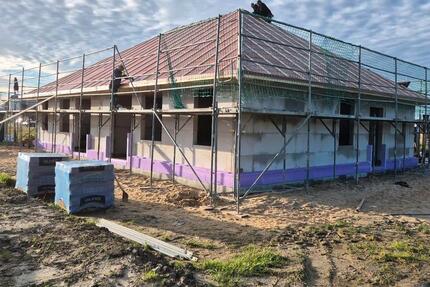 Schöne moderne Doppelhaushälfte mit Garten, Terrasse und Carport zimmer