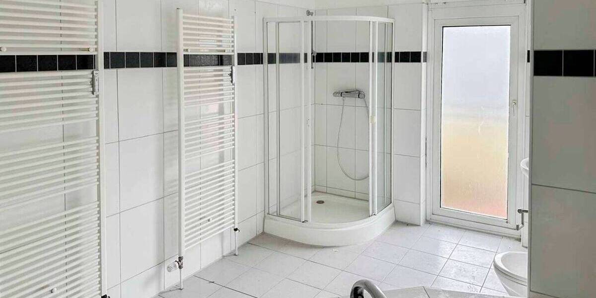 Mehrfamilienhaus, Wohnhaus Bremerhaven Mitte - 1 Zimmer, 2.750.000&euro; | Angebot:26513967