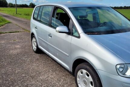 VW Touran 260.000 km 2.200 &euro; Grossenmeer 26939