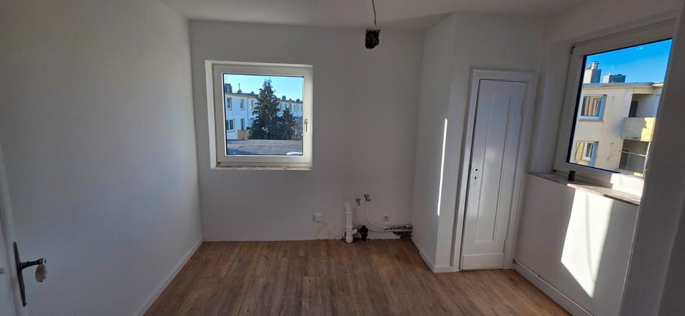 Dachgeschoßwohnung Bremerhaven Geestemünde - 2 Zimmer, 52 m&sup2;, 450&euro; | Angebot:26534583