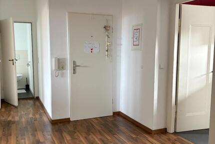 Großzügige 3-Zimmer-Wohnung in Bremerhaven zimmer