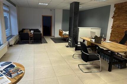 Gewerbeobjekt Bremerhaven Geestemünde - 1.200&euro; | Angebot:25407395