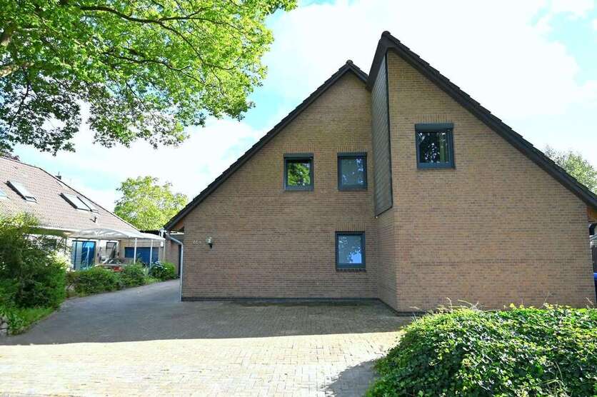 Wohnung zum Mieten in Sahlenburg 1.450 € 126.2 m² 4 zimmer