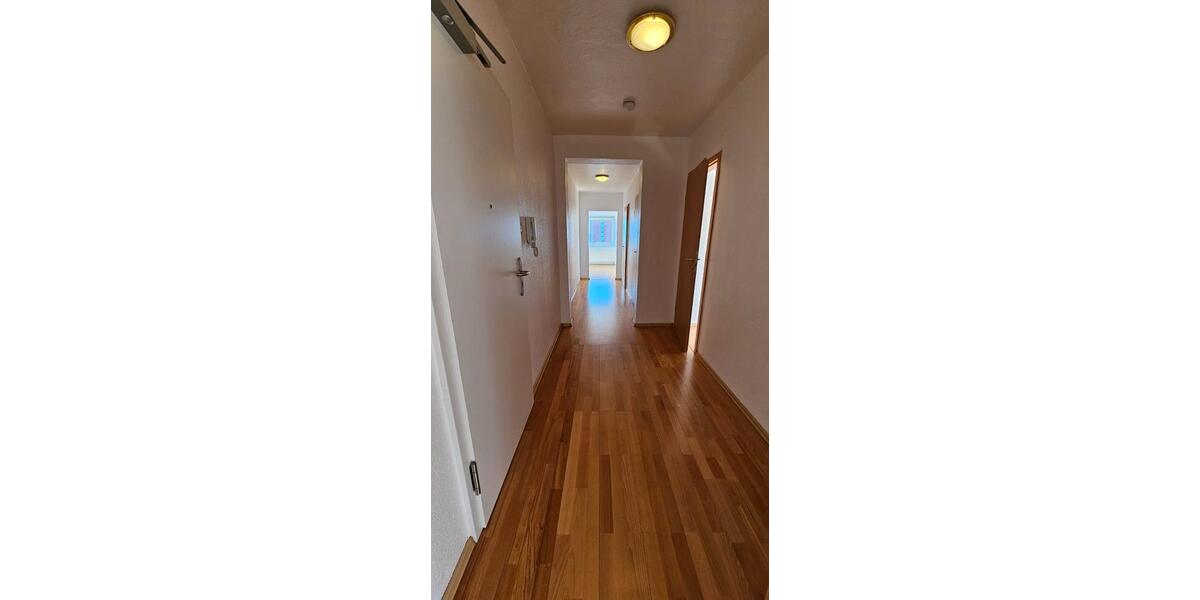 Etagenwohnung Bremerhaven Mitte - 3 Zimmer, 78 m&sup2;, 600&euro; | Angebot:26490999