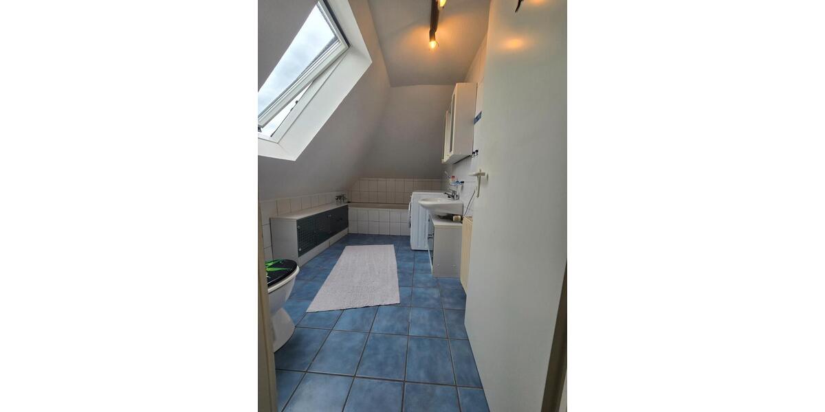 Dachgeschoßwohnung Wilhelmshaven Heppens - 2 Zimmer, 46 m&sup2;, 510&euro; | Angebot:26558043