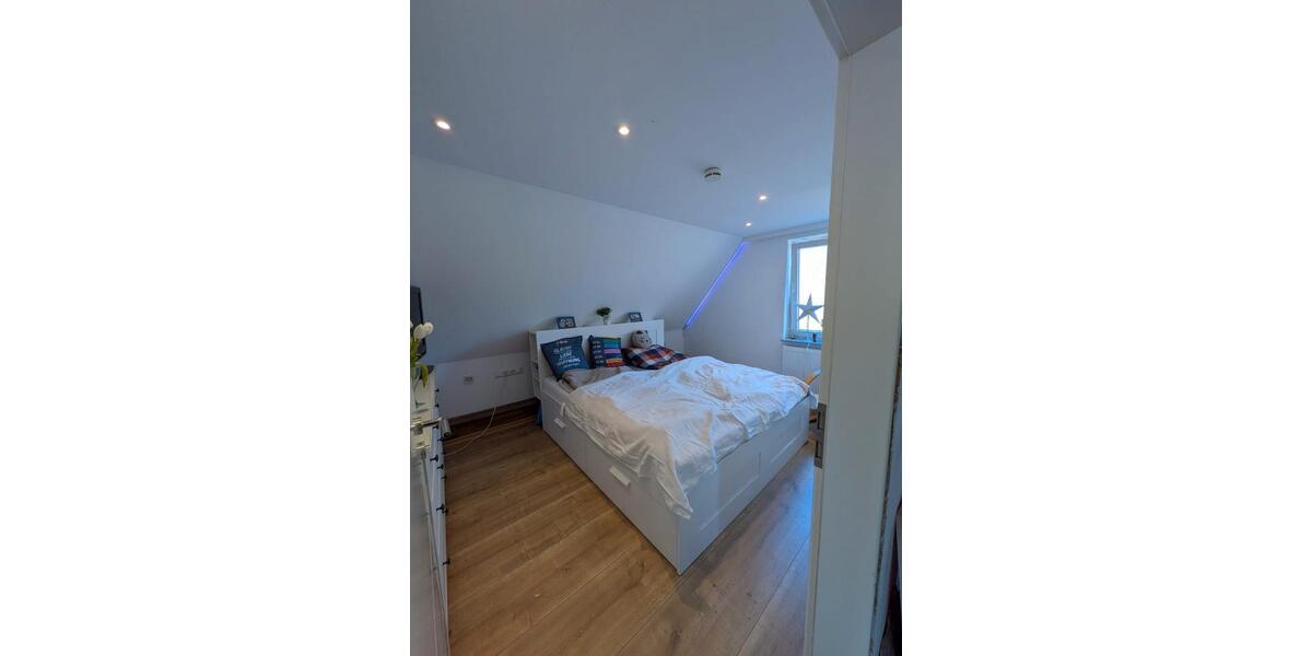 Einfamilienhaus Loxstedt - 7 Zimmer, 165 m&sup2;, 375.000&euro; | Angebot:26065931