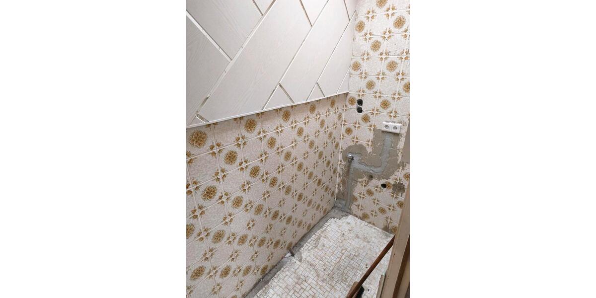 Doppelhaushälfte Nordenham - 6 Zimmer, 185 m&sup2;, 1.350&euro; | Angebot:26289314